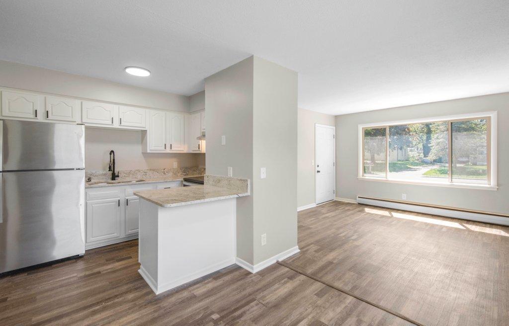 upper unit 2 bedroom