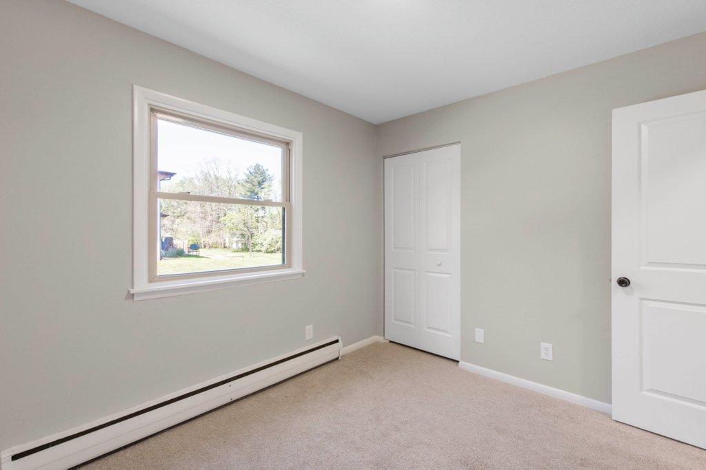 upper unit 2 bedroom