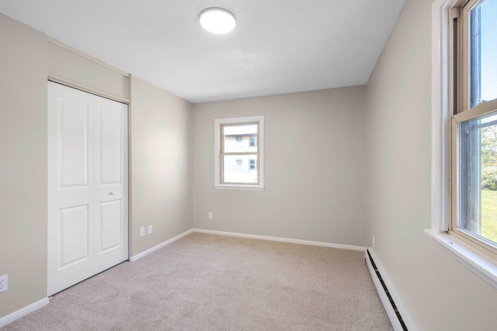 upper unit 2 bedroom