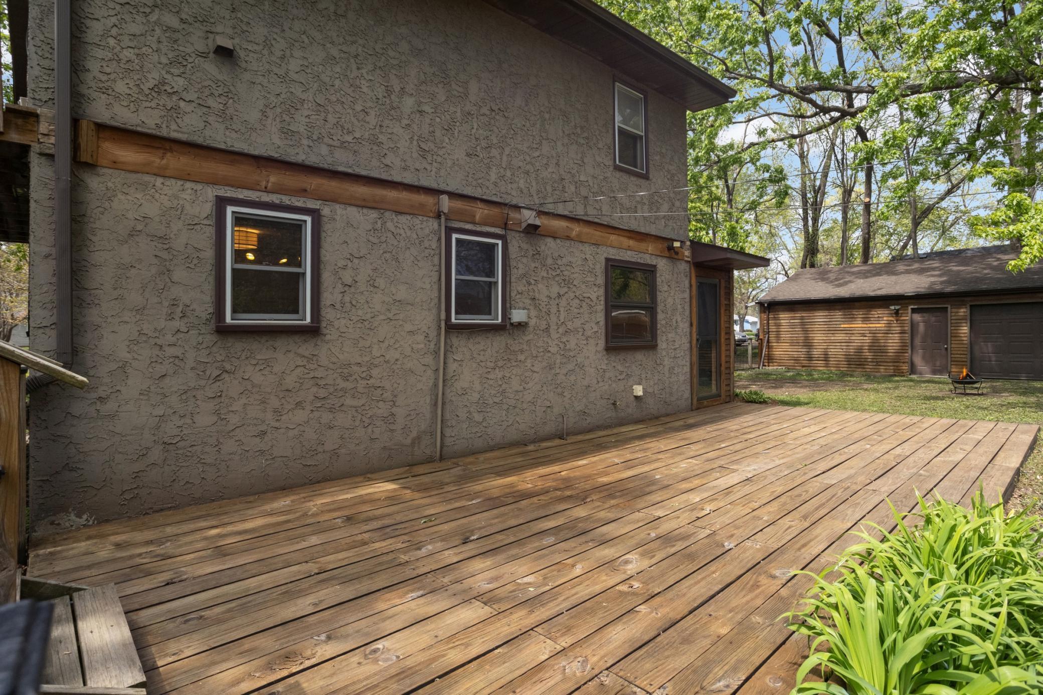 Patio has been recently restained and is ready for summer days!