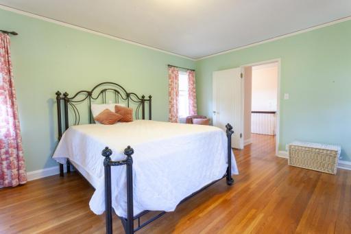 5128 Irving Avenue S, Minneapolis, MN 55419