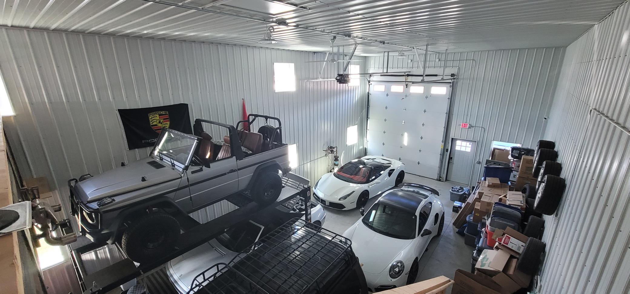 Interior 2.jpg