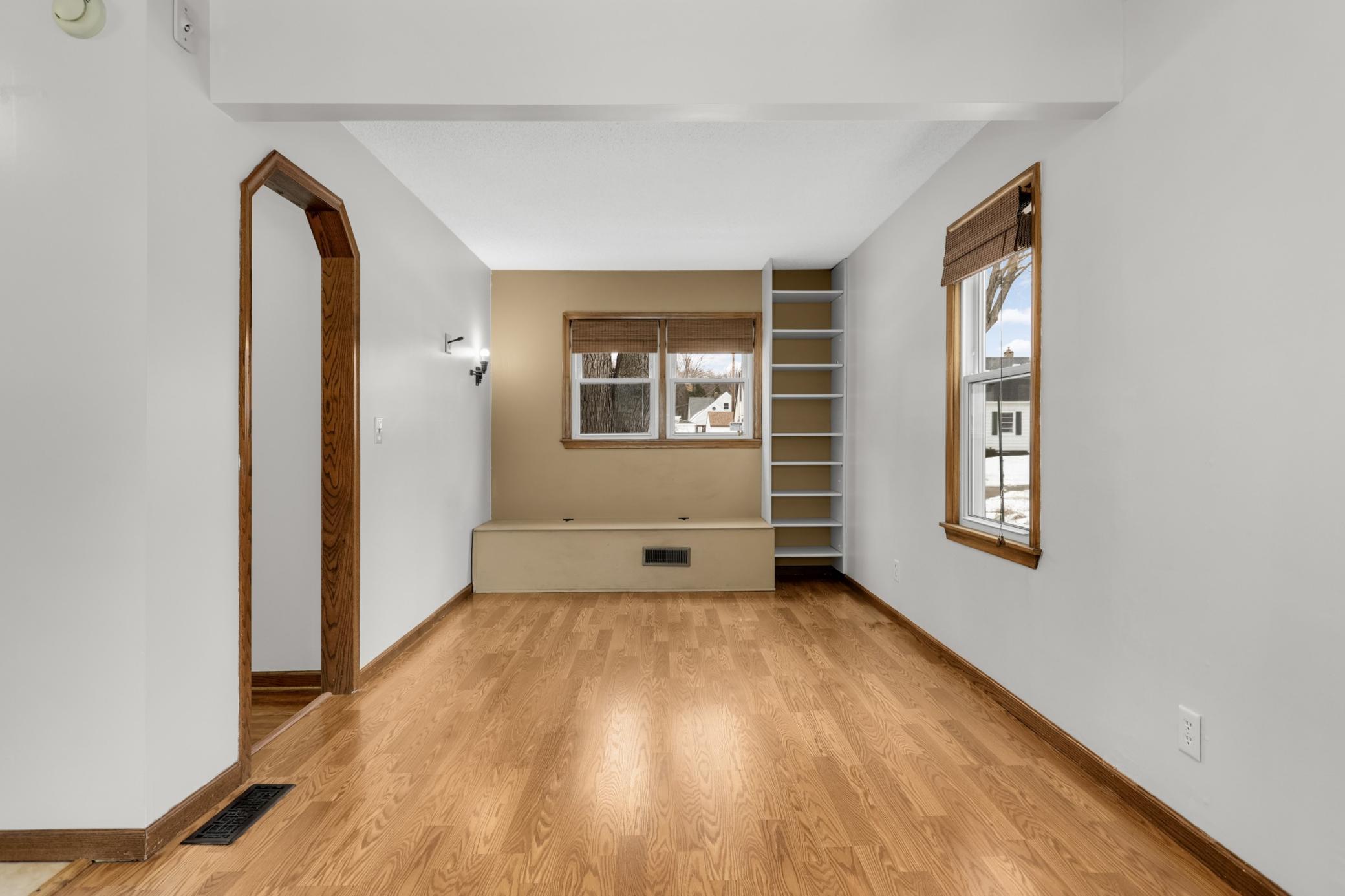 2751 York Avenue N, Robbinsdale, MN 55422