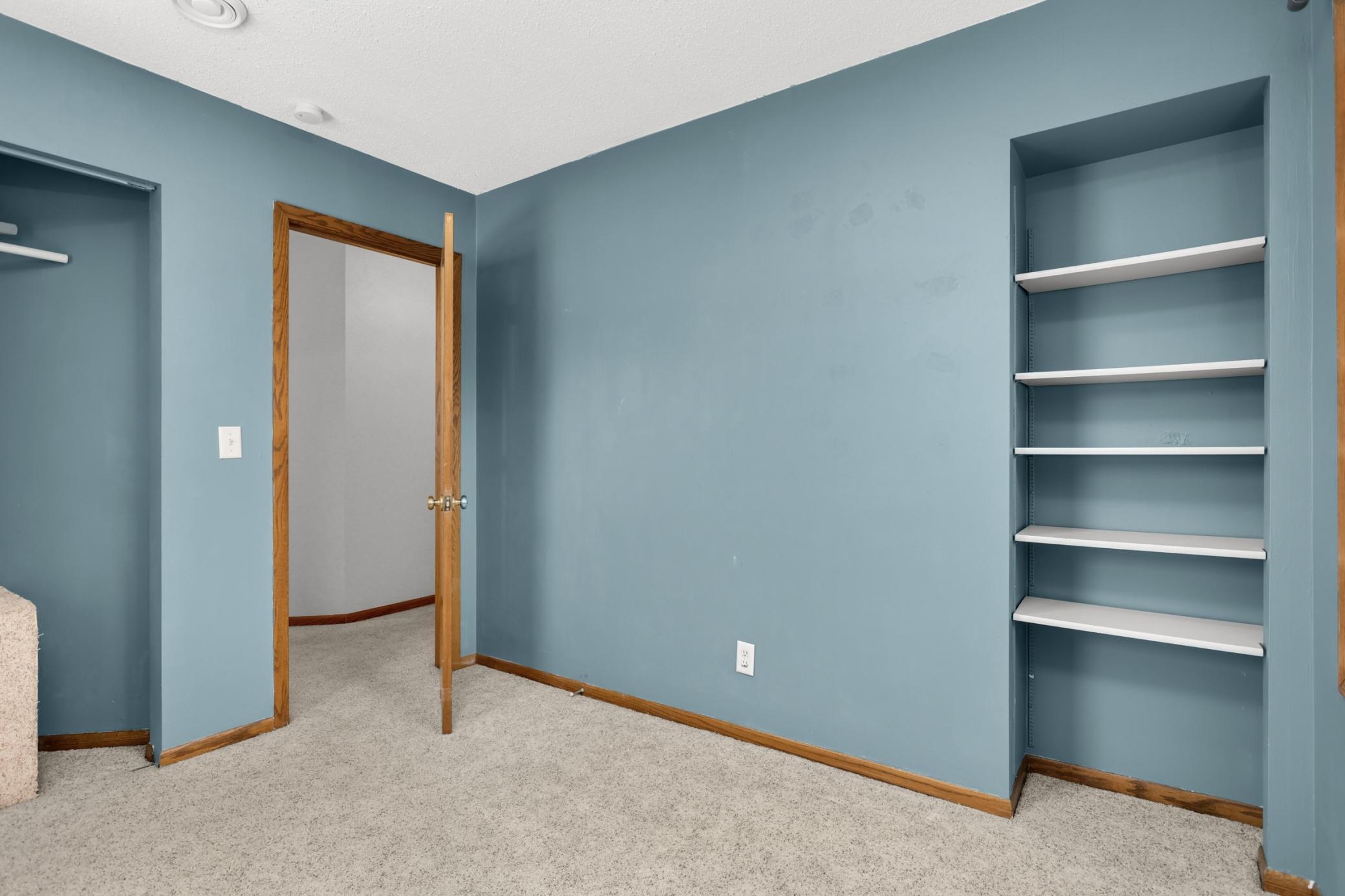 2751 York Avenue N, Robbinsdale, MN 55422