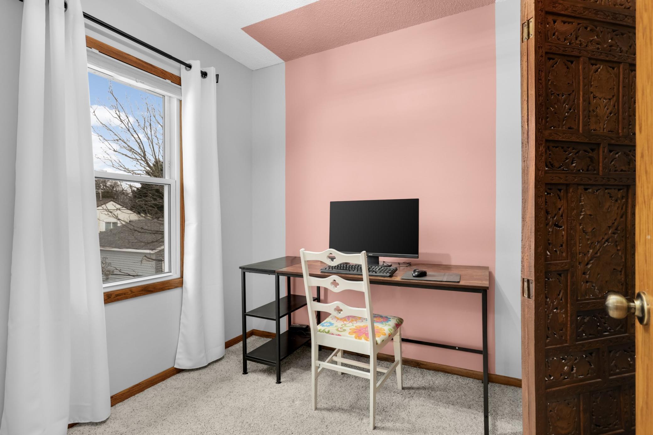 2751 York Avenue N, Robbinsdale, MN 55422