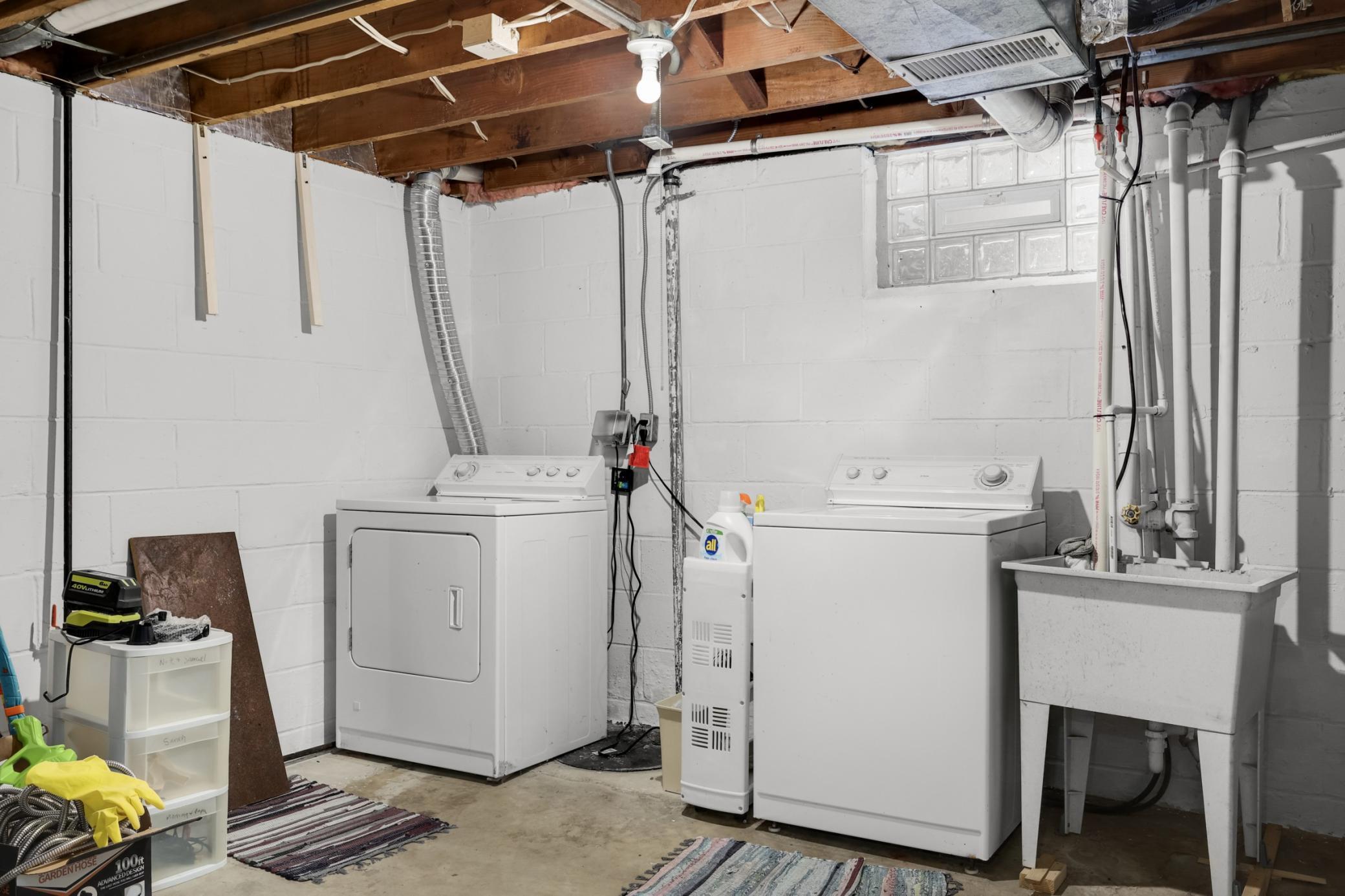 2751 York Avenue N, Robbinsdale, MN 55422