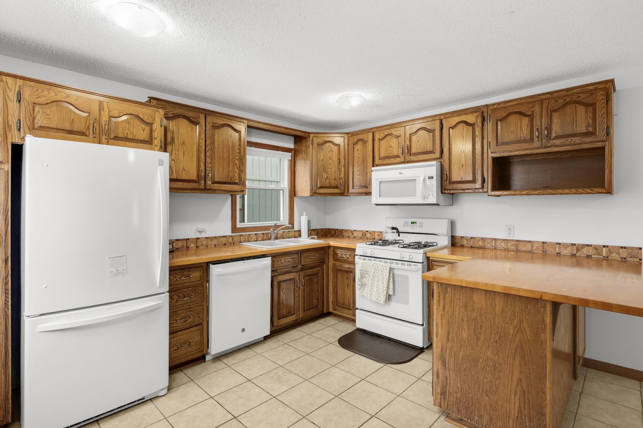 2751 York Avenue N, Robbinsdale, MN 55422