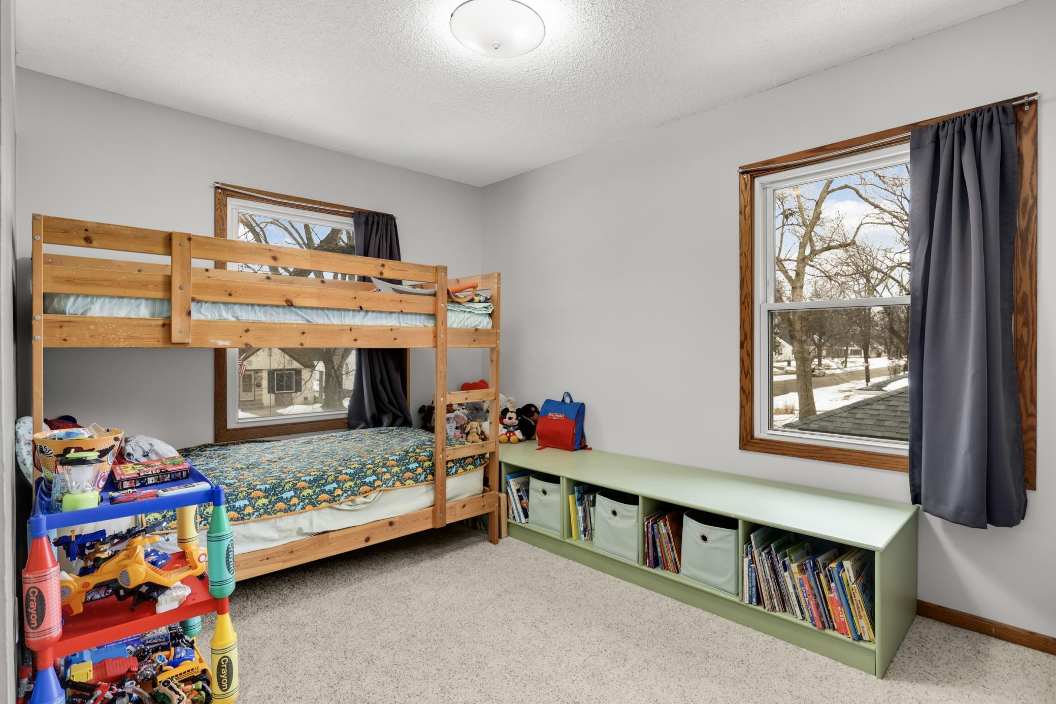 2751 York Avenue N, Robbinsdale, MN 55422