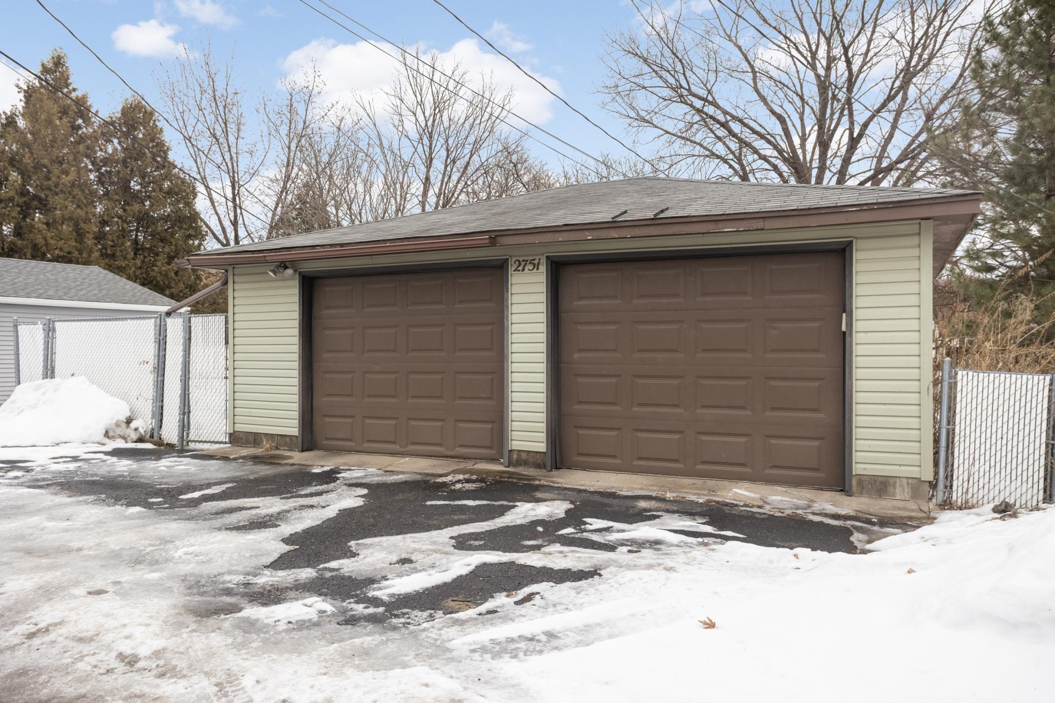 2751 York Avenue N, Robbinsdale, MN 55422