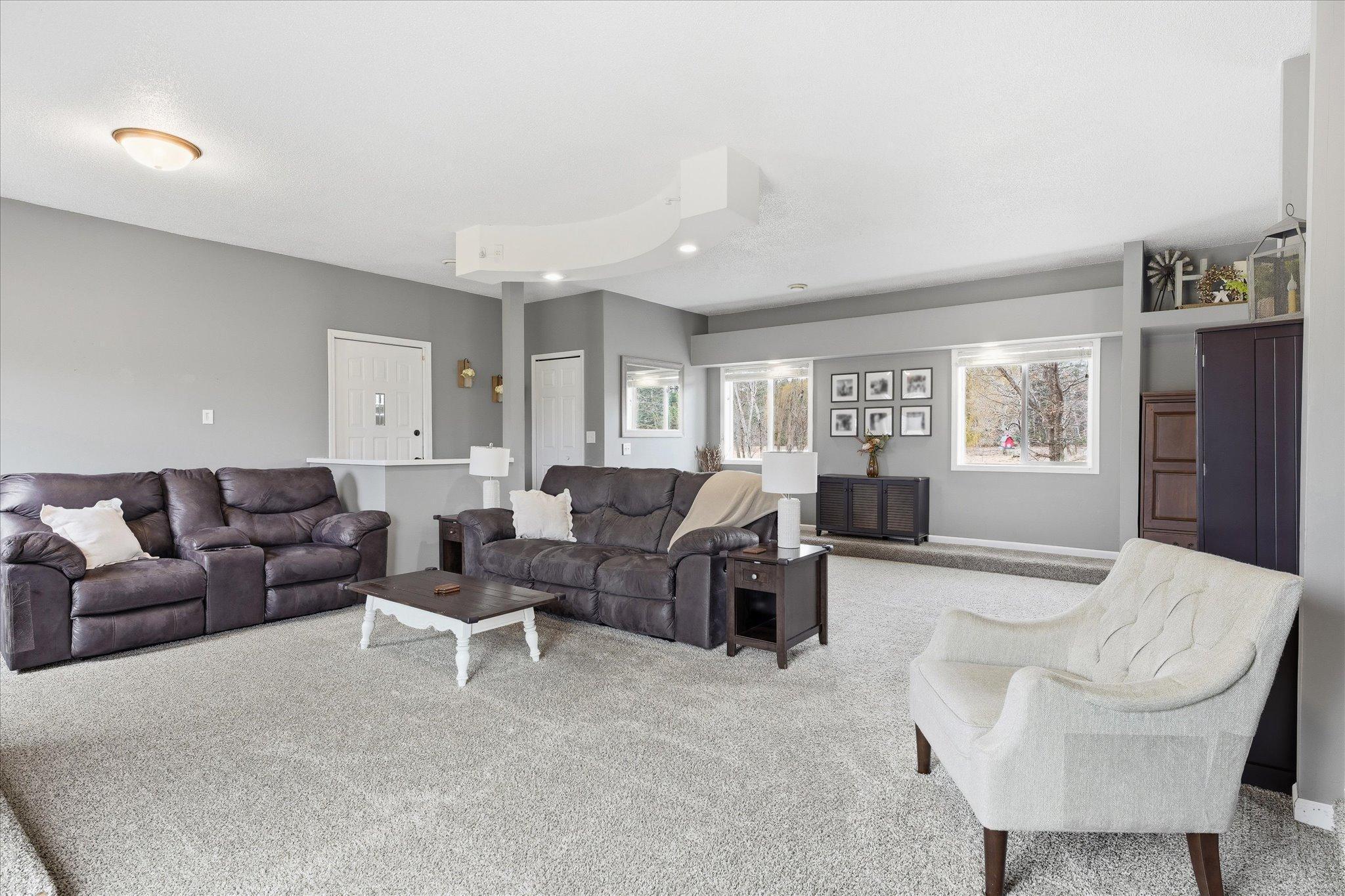 New carpet installed in 2023.