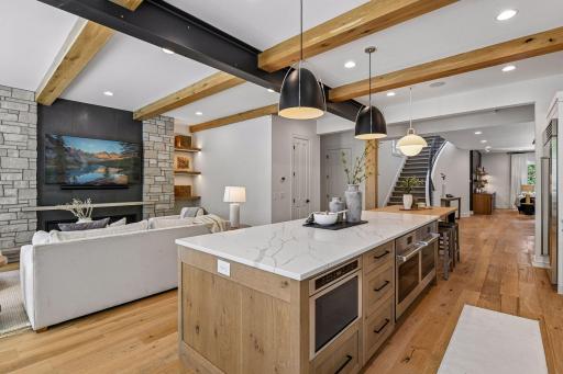715 Rice Street E, Wayzata, MN 55391