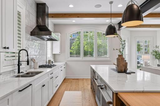 715 Rice Street E, Wayzata, MN 55391