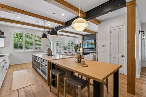 715 Rice Street E, Wayzata, MN 55391