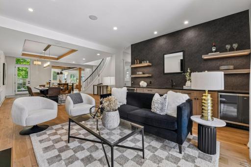 715 Rice Street E, Wayzata, MN 55391