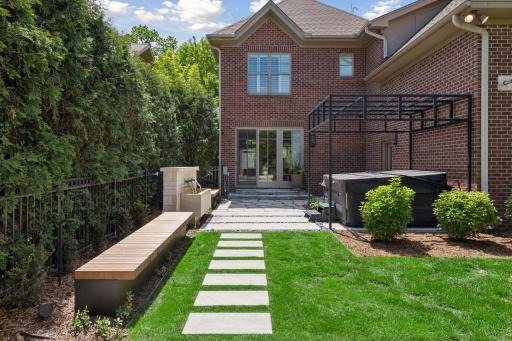 715 Rice Street E, Wayzata, MN 55391