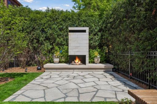 715 Rice Street E, Wayzata, MN 55391