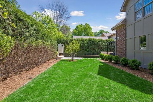 715 Rice Street E, Wayzata, MN 55391