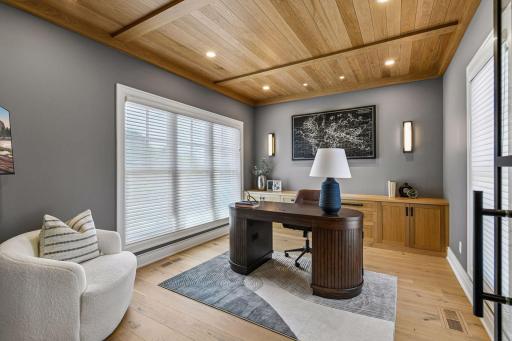 715 Rice Street E, Wayzata, MN 55391