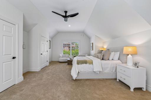 715 Rice Street E, Wayzata, MN 55391