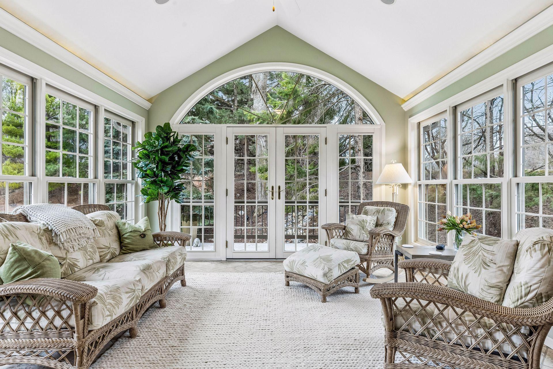 Light filled 4 Season Porch