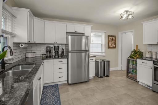 1055 Englewood Avenue, Saint Paul, MN 55104