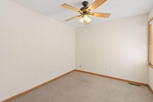 Office/craft/bedroom/den