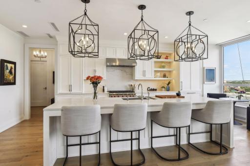 1111 W River Parkway, 14E, Minneapolis, MN 55415