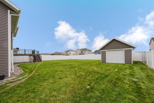 1809 42nd St S, Moorhead, MN 56560-53.jpg