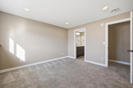 1809 42nd Street S, Moorhead, MN 56560