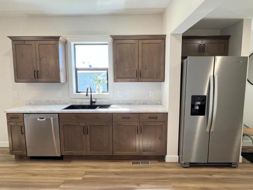 104 6th Avenue E, Ellendale, MN 56026