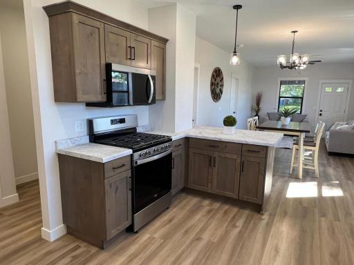 104 6th Avenue E, Ellendale, MN 56026
