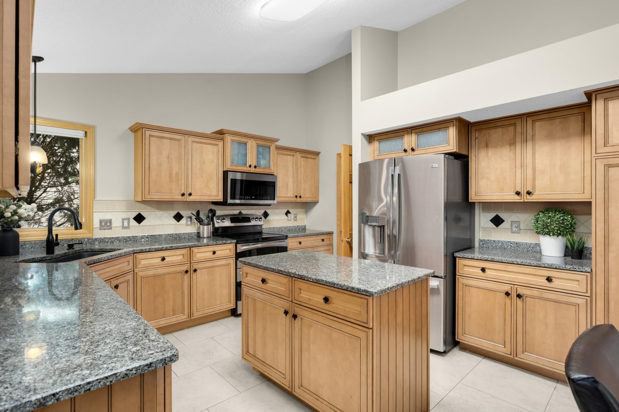Kitchen can be closed off to the dining/living room or opened up for convenient entertaining.