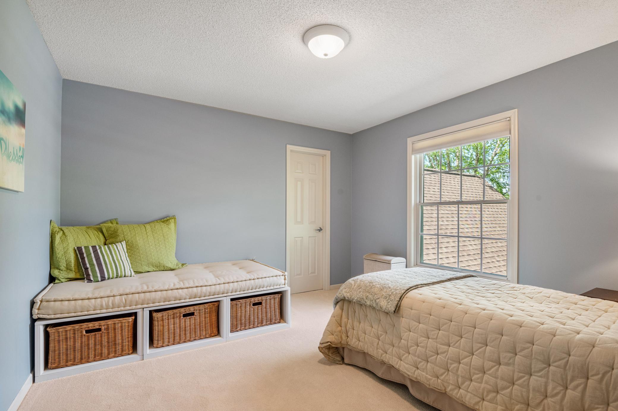 Fourth upper bedroom