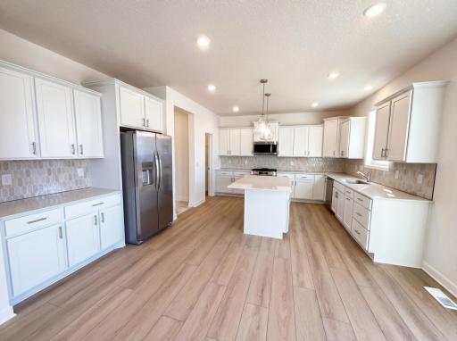 2471 Tyrone Drive S, Shakopee, MN 55379