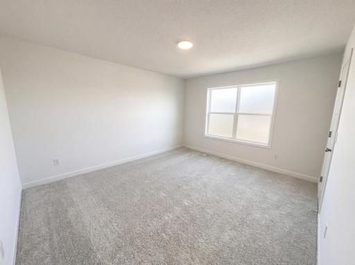 2471 Tyrone Drive S, Shakopee, MN 55379