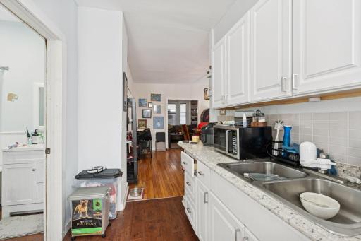 694 Central Avenue West - Spacecrafting - 0007.jpg