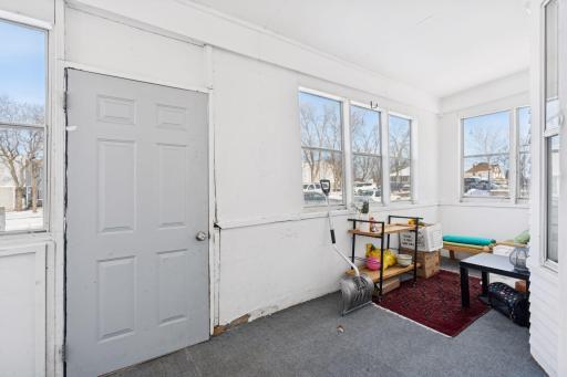 694 Central Avenue West - Spacecrafting - 0015.jpg