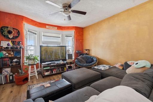 694 Central Avenue West - Spacecrafting - 0028.jpg