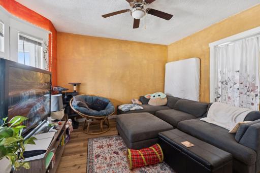 694 Central Avenue West - Spacecrafting - 0029.jpg