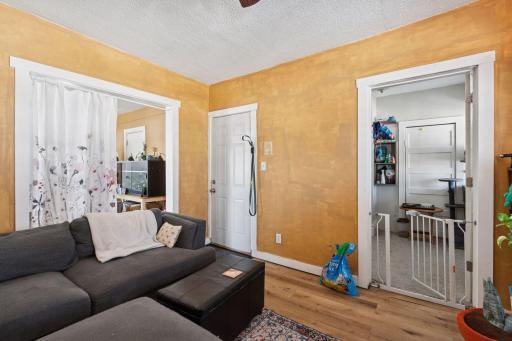 694 Central Avenue West - Spacecrafting - 0030.jpg