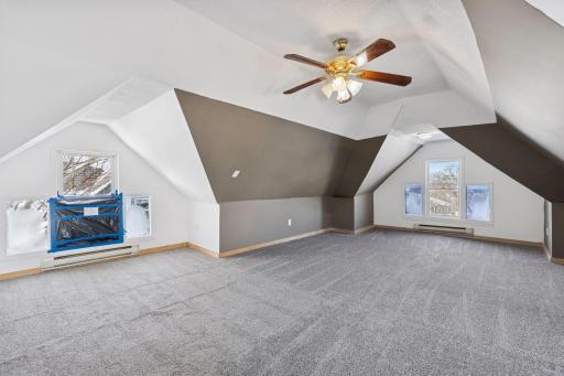 694 Central Avenue West - Spacecrafting - 0035.jpg