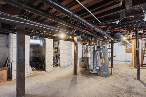 694 Central Avenue West - Spacecrafting - 0040.jpg