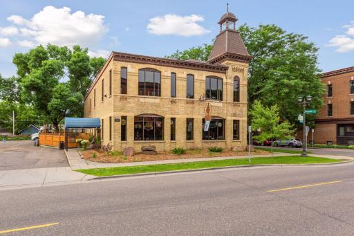 694 Central Avenue West - Spacecrafting - 0056.jpg