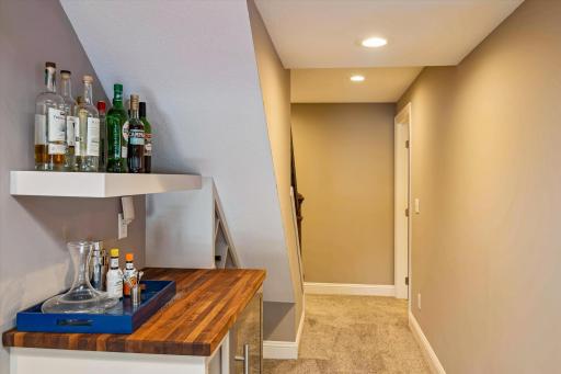 11844 Dunhill Road, Eden Prairie, MN 55344
