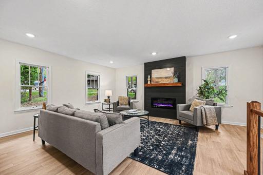 87 Juniper Street, Saint Paul, MN 55115