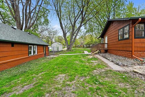 87 Juniper Street, Saint Paul, MN 55115
