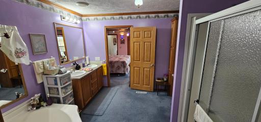 8492 Glory Road, Houston, MN 55943
