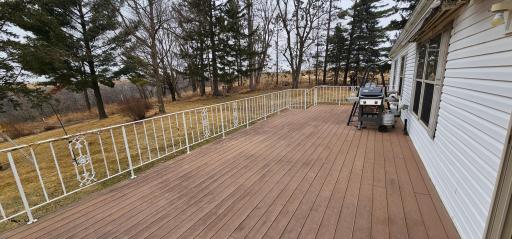 8492 Glory Road, Houston, MN 55943