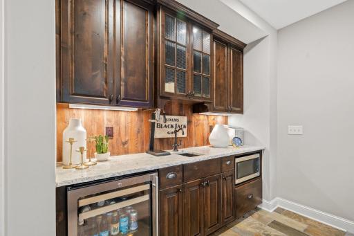11697 Aster Way, Woodbury, MN 55129