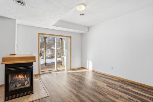 1971 Andrew Court, Chanhassen, MN 55317